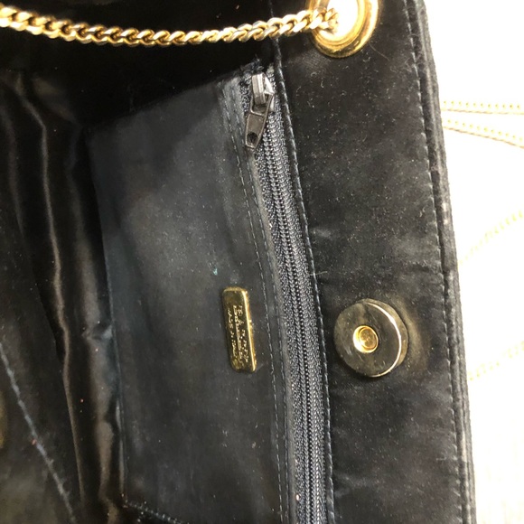 Vintage Bally clutch satin purse with gold chain - Picture 4 of 7